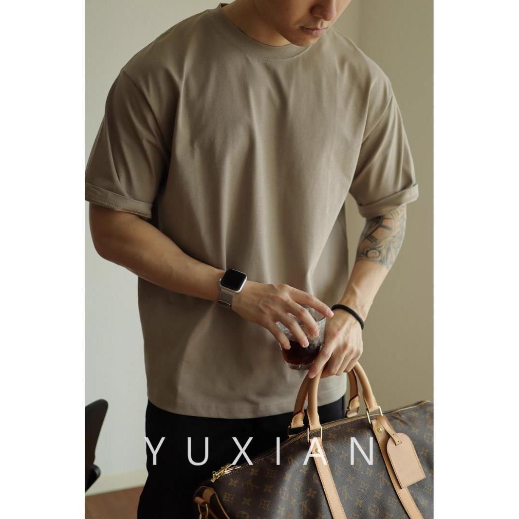 PREMIUM UNISEX T-SHIRT